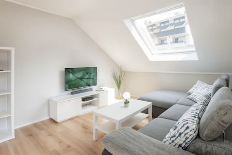 Beliebte Airbnb-Anzeige: Time out at the mountain lake + loggia, hiking & wakeboarding in Winterberg