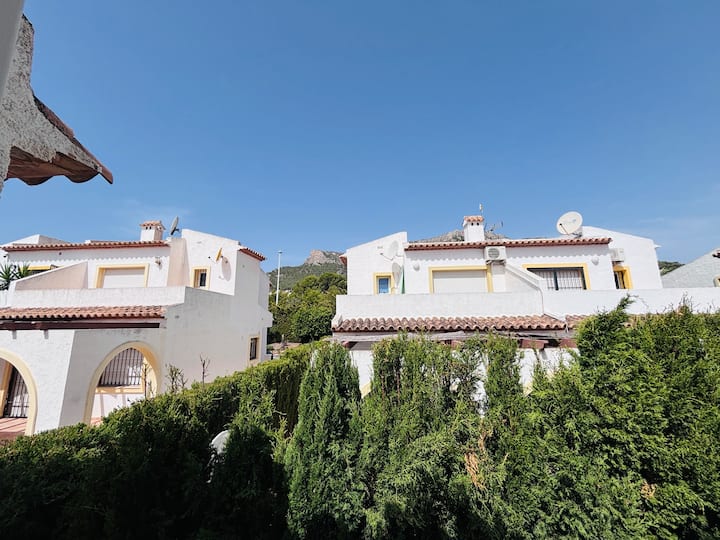 Sunny Bungalow Air Conditioning In Every Room - Calp