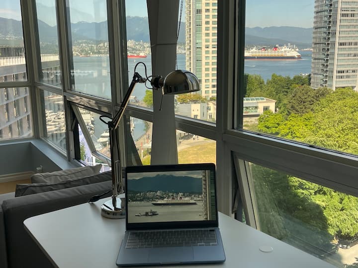 Furnished Harbour View Suite - Vancouver