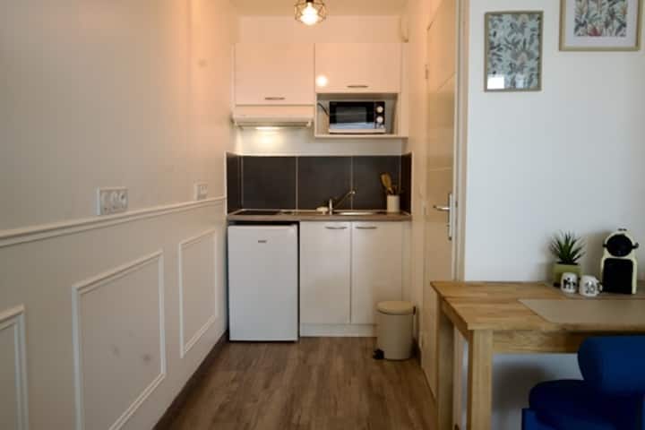 Studio Cosy Avec Terrasse & Piscine à 10 Min D'aix - Éguilles