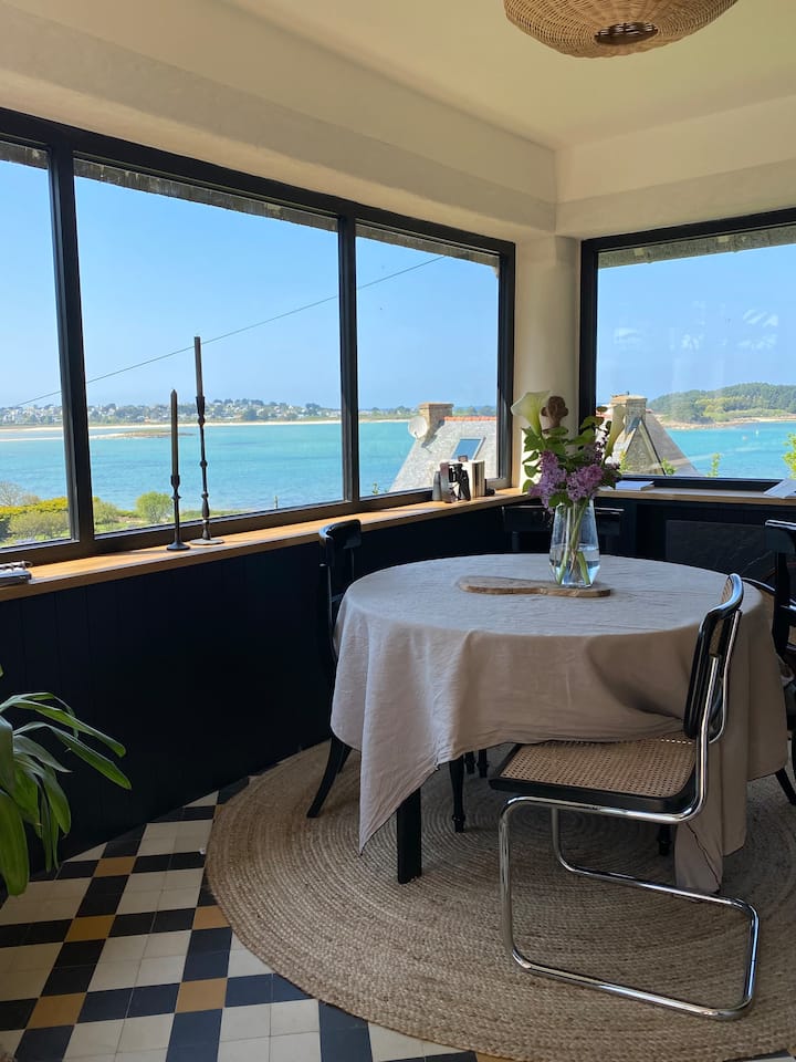 Charmante Maison Familiale, Superbe Vue Mer, Plage - Trébeurden