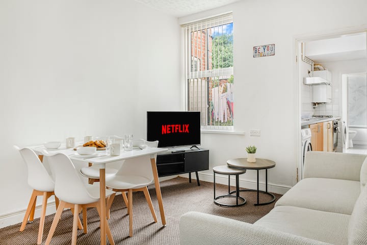 Long - Stay - 4br House Near City Centre - 諾丁漢