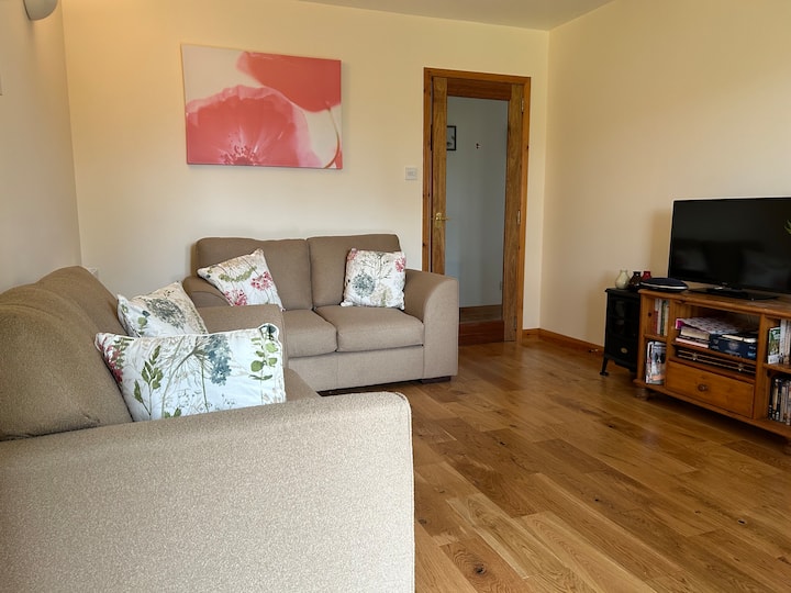 Cosy Cottage In Peaceful Royal Deeside Location - Loch Kinord