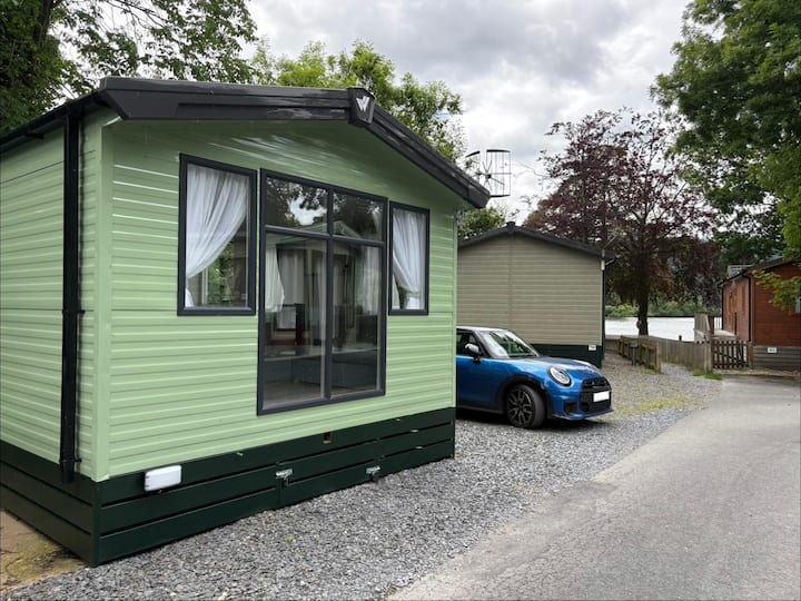 Streamside Caravan - Partial Lake Windermere View - Bowness-on-Windermere