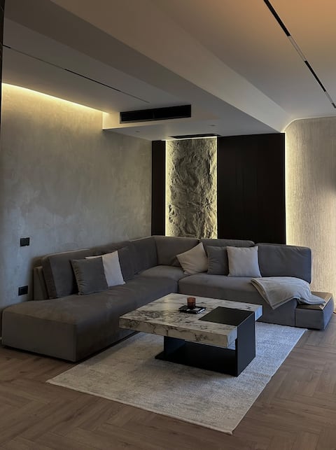 Top performing Airbnb: Sunscape Penthouse in Farkë