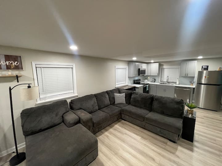 Newly Renovated Basement Apart 
20 Min To Downtown - Fairburn, GA