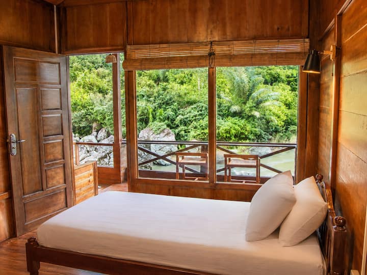 Kondongan Riverside Cabin Tana Toraja 2br - Central Sulawesi