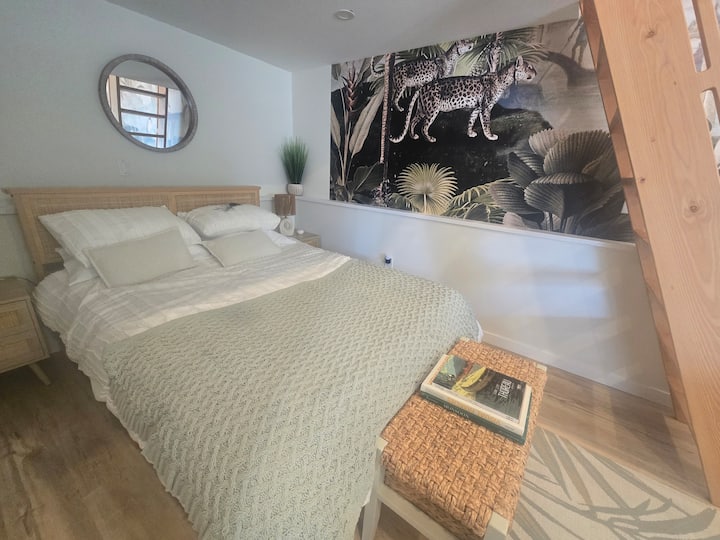 ¡Rincón acogedor y ropa de cama de calidad!