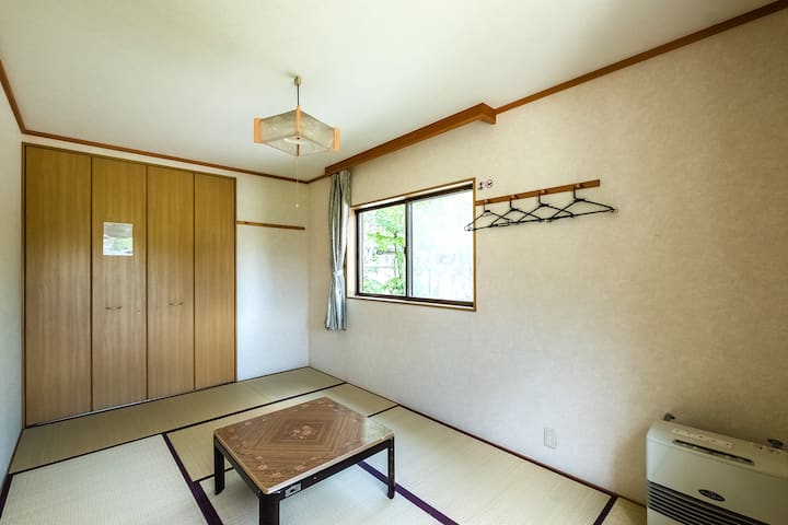 寝室1