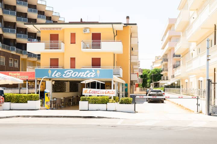 Steps From The Sea [Private Parking] - Alba Adriatica