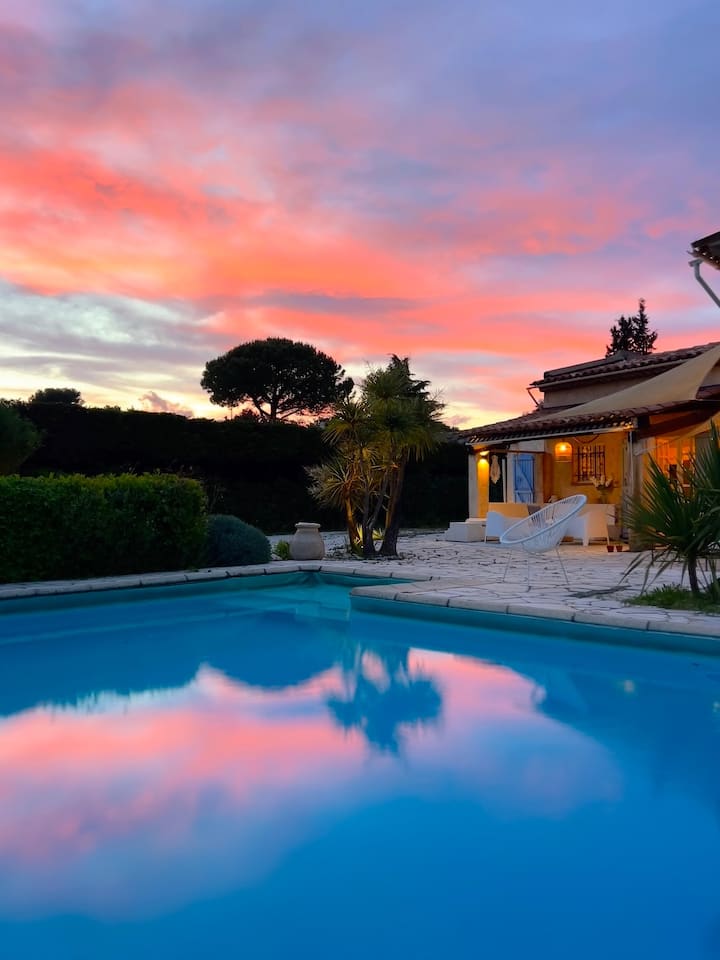 Villa Familiale Avec Piscine Privée à Valbonne - Valbonne