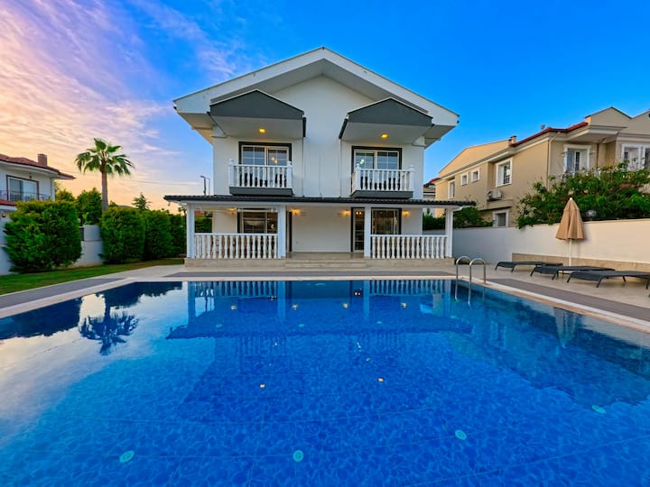 Tatilin Merkezi Dalyanda Müstakil Kiralık Villa - Dalyan, Ortaca-Muğla