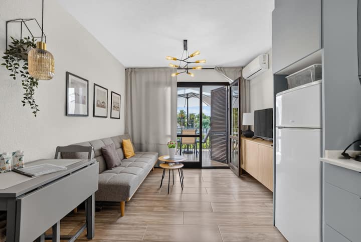A Luminous 1-bedroom Bungalow - Torrevieja