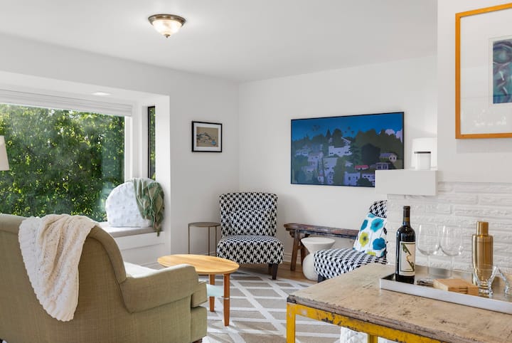 Fjord House - A Loved Home In Historic Poulsbo - Poulsbo, WA