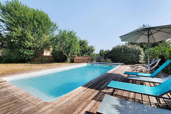 Gîte 10 À 12 Personnes Avec Piscine - Dordogne