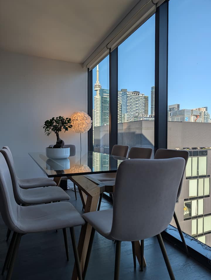Pre-drink Spot Or After Party Chill Out - Toronto
