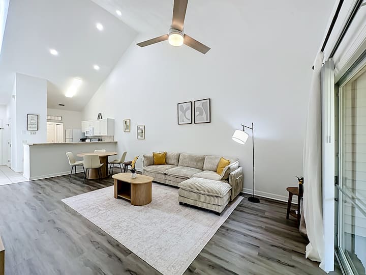 Modern Luxe 2br/2ba Near Uf & Shands - Gainesville, FL