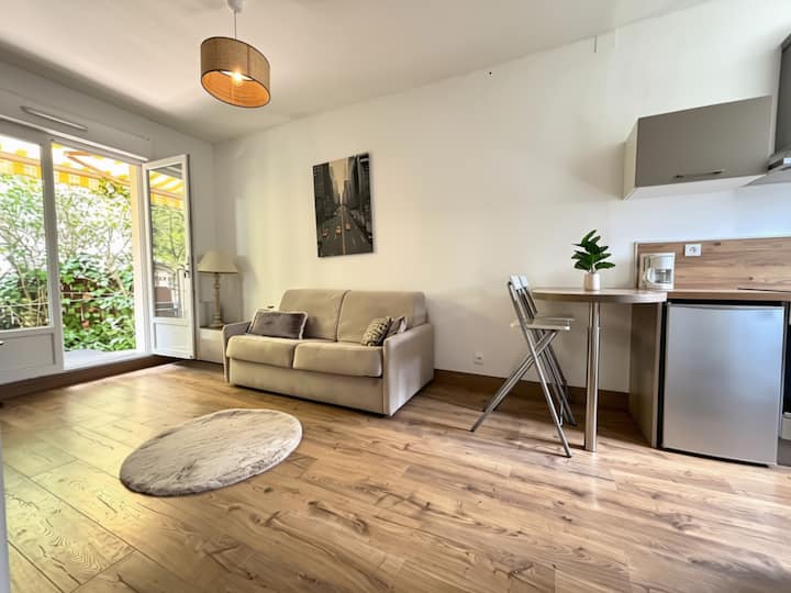 Studio Cosy Avec Jardin Privé Calme & Plages - La Rochelle