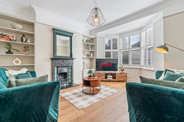 Weekly Discount | Lightfoot Retreat | Sleeps 10 - Chester, UK