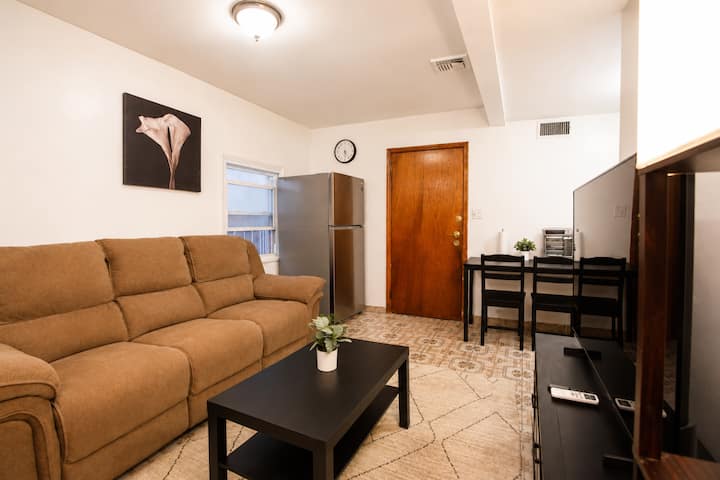 1br Near Manhattan | Sleeps 6 | Easy Transit - Queens, NY