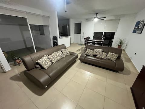 Top performing Airbnb: Grandma's house. in Santiago De Querétaro
