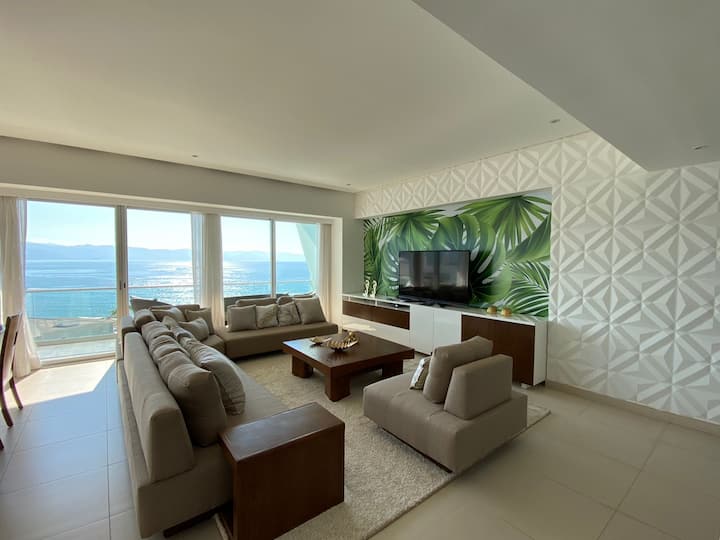 Icon Vallarta, Beachfront Condo. Tower 2 Floor 10. - Puerto Vallarta