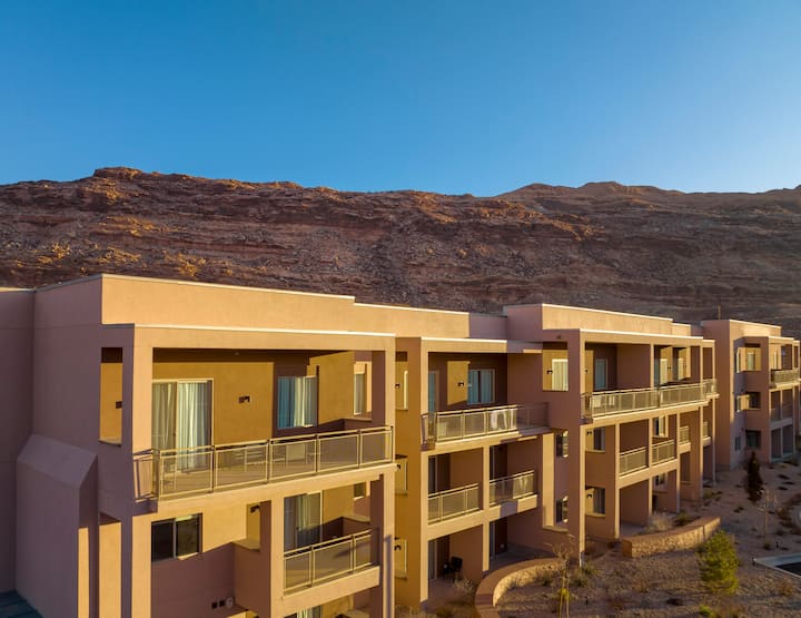Ebac Moab Two Bedroom Suite Breakfast Included - Moab, UT