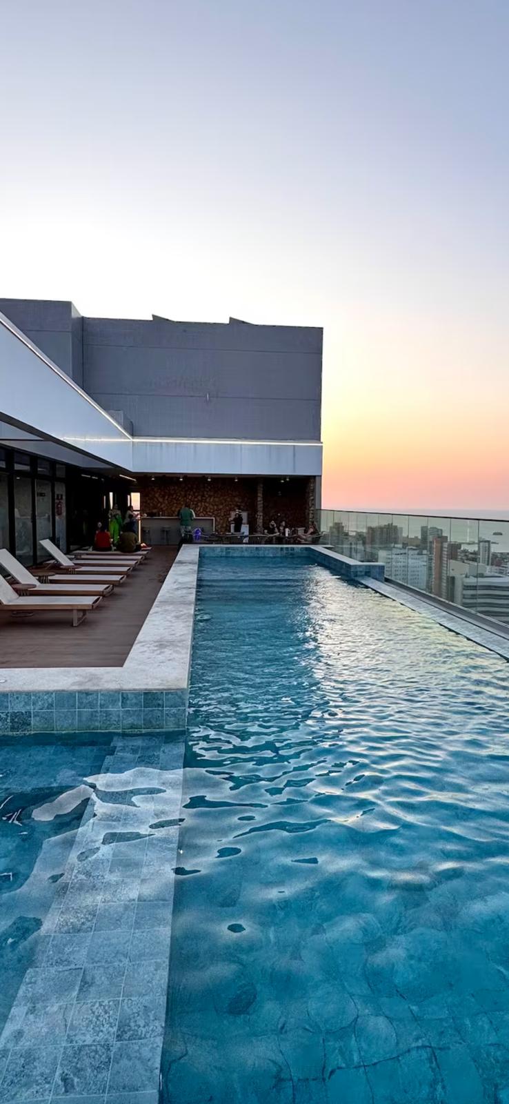 Foto do anúncio de Flat de Luxo à 500m da Beira Mar em Meireles, Fortaleza