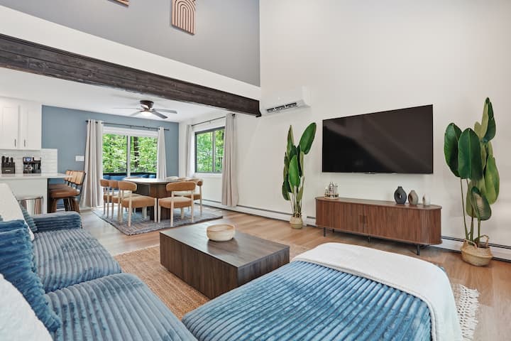 Nature Spa House | 5br | Hot Tub Sauna Plunge - Stroudsburg