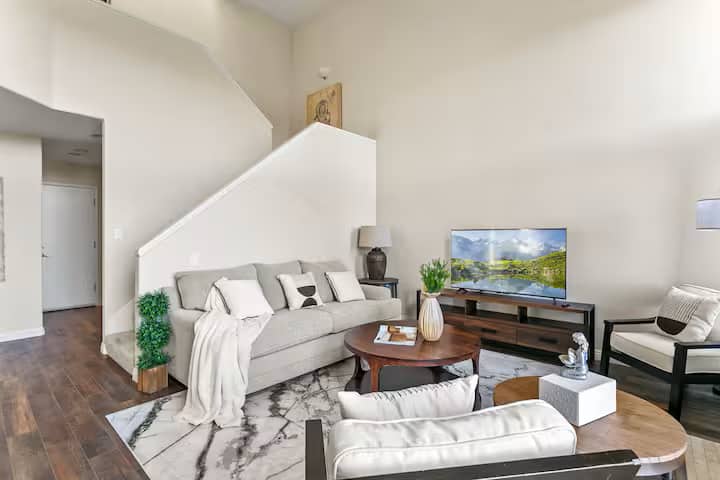 Golden Hills Luxury Retreat On Brumosa #42621 - Chino Hills, CA