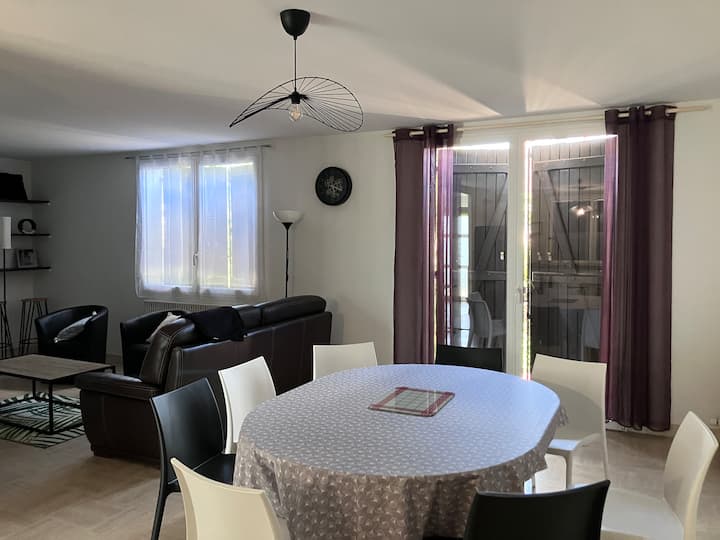 Le Pavillon Kennedy – 12 Pers., 6 Chambres &Jardin - Le Blanc-Mesnil