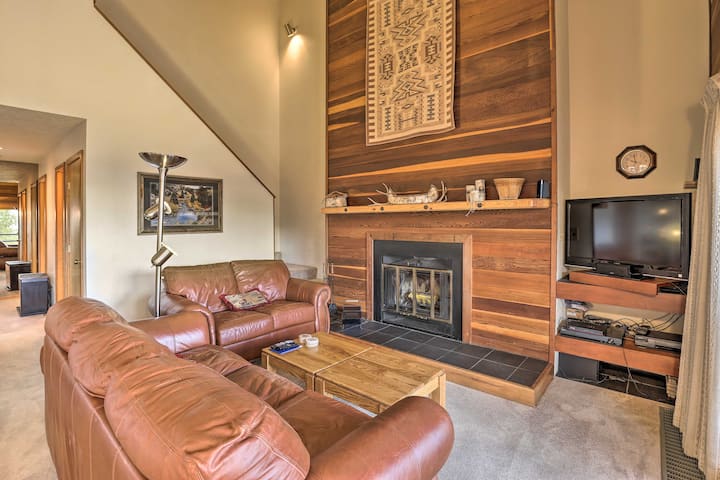 Resort Perks & Trail Access: Silverthorne Condo! - Silverthorne, CO