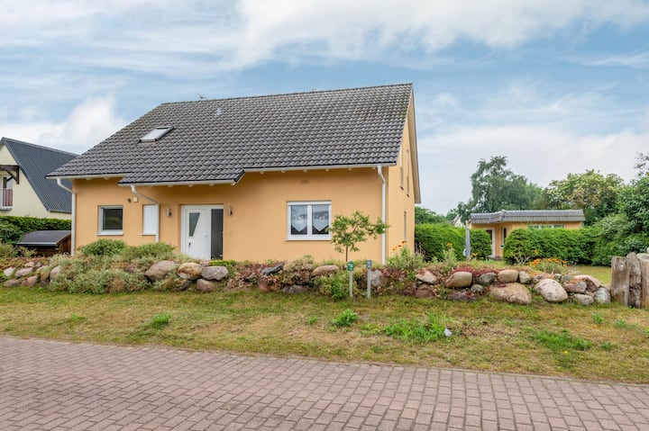 Ferienwohnung Undine 99 M² - Barth