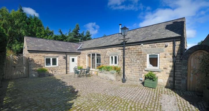 Luxury Barn Retreat On The Edge Of The Peaks - Sheffield