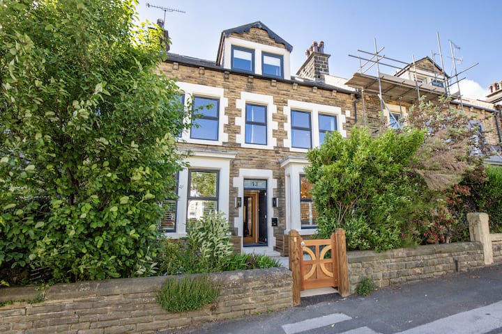 Spacious Central Harrogate Retreat - Harrogate