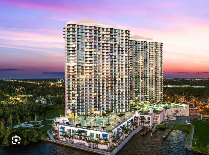 Marino Home Ii Luxury - フォート・マイヤーズ, FL