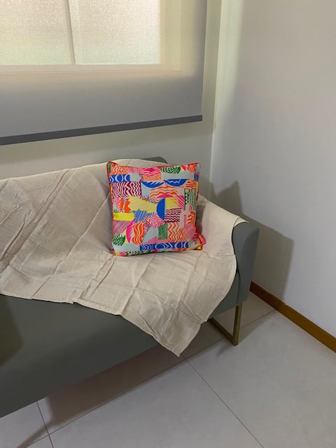 Popular Airbnb listing: Ap 1 dorm, Cama Queen. Aero Club, Bauru Shop, USP. in Bauru
