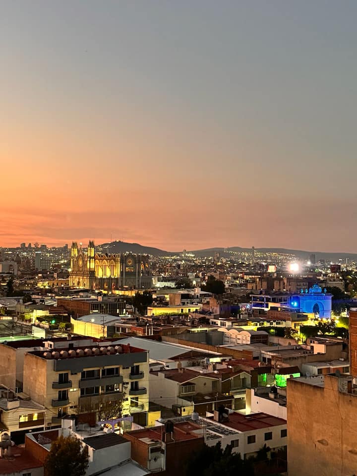 Dream View + Warm & Stylish Flat + Great Location - León, México