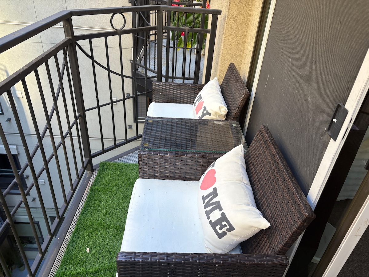 Downtown Seattle Retreat