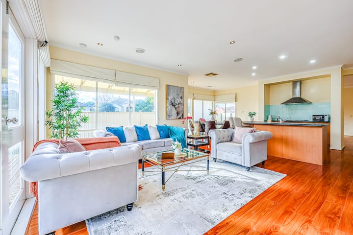 Stayau Spacious Home W/bbq&backyard Pet-friendly - Point Cook