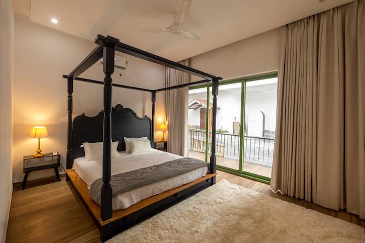 Bedroom 1 image 1