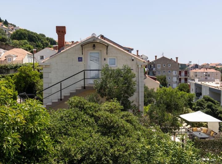 Apartment Marghareta - 2 Bedroom/sea View/balcony - Dubrovnik
