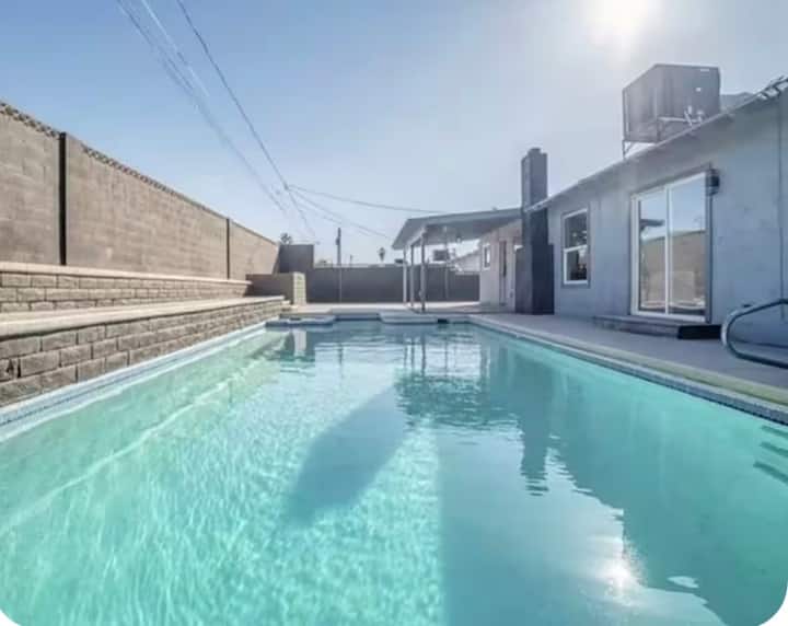 5br | Close To Strip - Las Vegas, NV