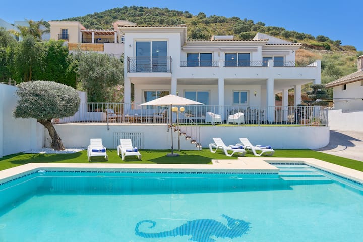 Piscina Privada, Barbacoa - Ideal Familias - コイン