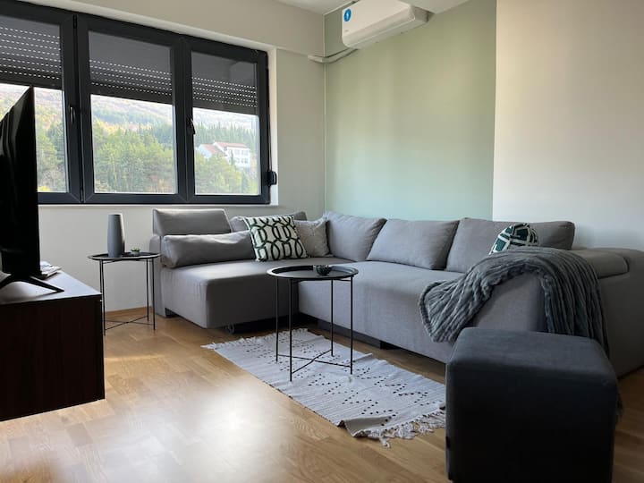 Modern Apartment With Galicica Mountain View - 奧赫里德