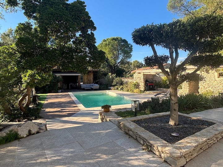 Villa Familiale De Charme - Nîmes
