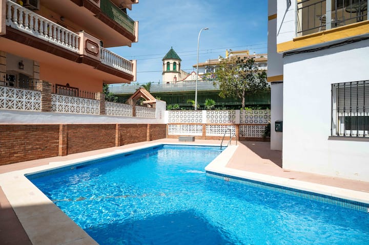 Fuengirola Pool Retreat - Fuengirola