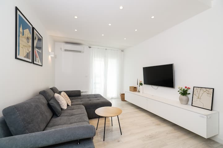 Two Bedroom Apt Near Lidl - Zara
