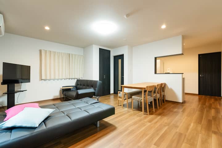 Brand New Airbnb 1 Min The Nearest Station 8 Beds - Osaka Prefecture, Japan