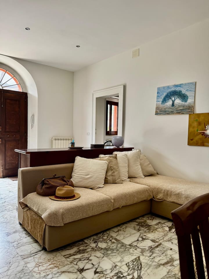 House Of The Sun - Vasto